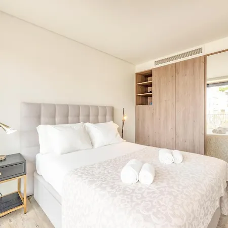 Guestready - One Carlos I 202 Apartment